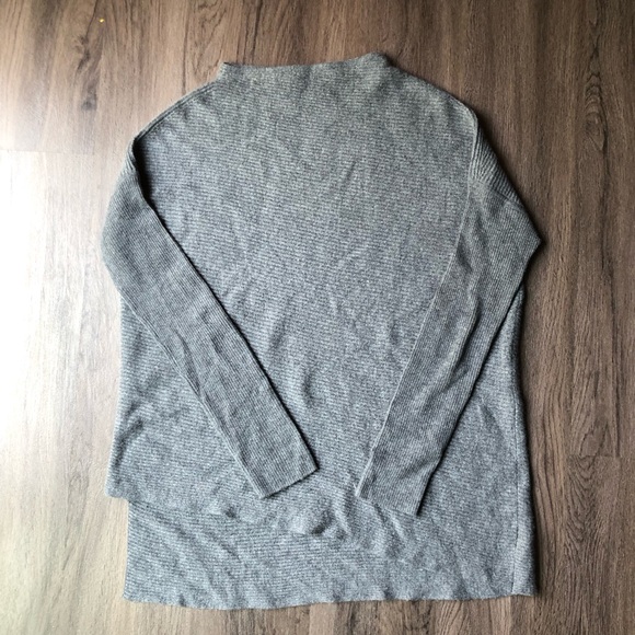 Nordstrom Signature 100% Cashmere Sweater Women’s M Grey High Neck Asymmetrical - Picture 1 of 7